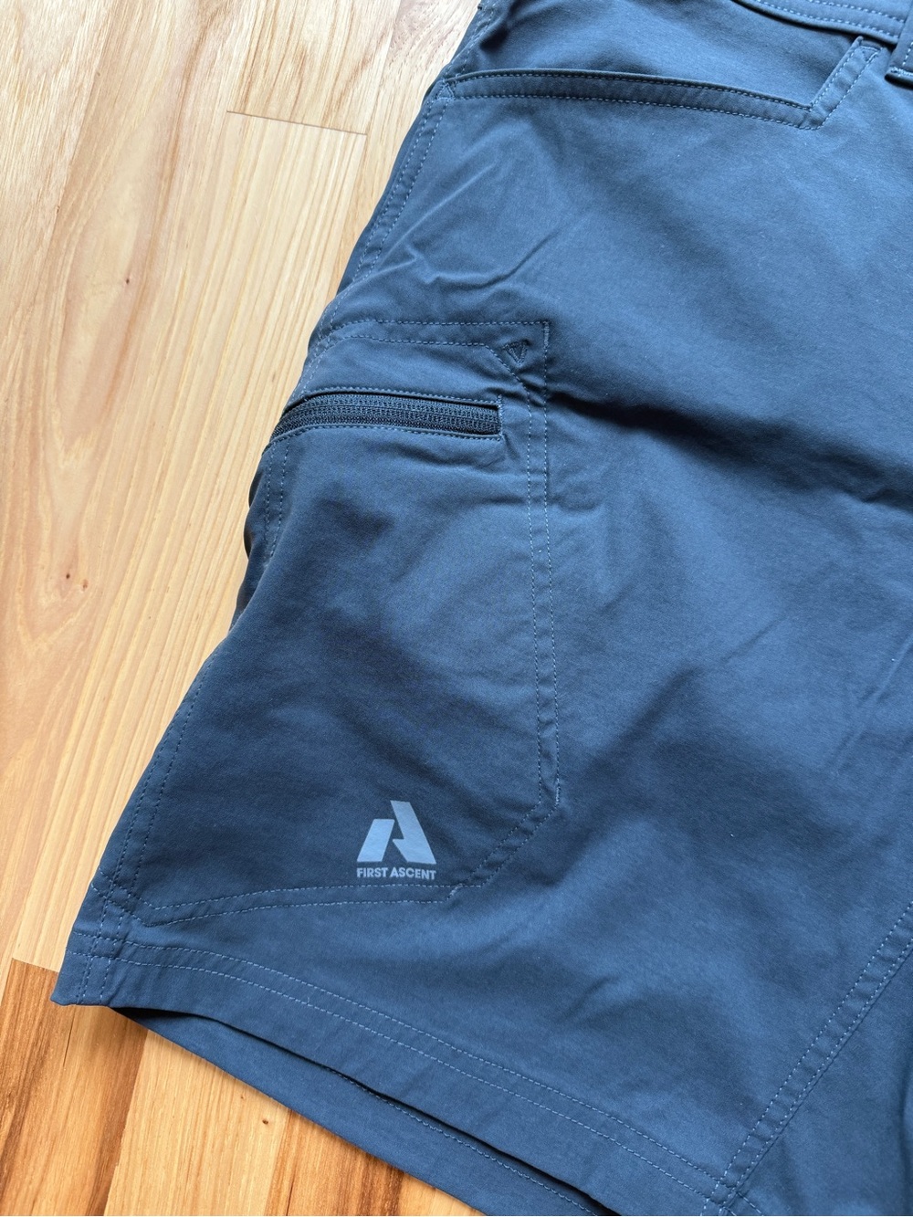 Eddie Bauer Men's Slate Outdoor Performance Shorts - Picture 2 of 7